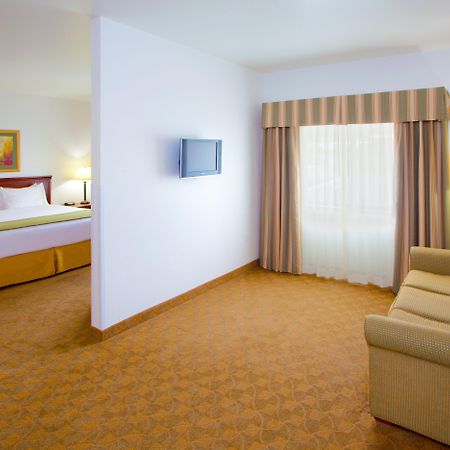 Holiday Inn Express Hotel & Suites Elkins, An Ihg Hotel Εξωτερικό φωτογραφία